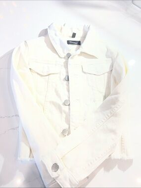 DL1961 Girls White/Off White Denim Jacket with Button Front (size S)